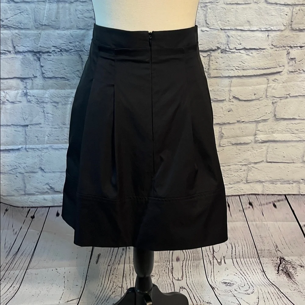 Nanette Lepore Lightly Pleated Skirt Black Lined Size 8